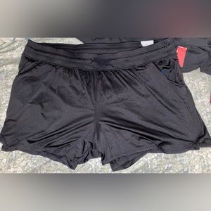 LIVI Active Shorts (Never Worn with Tags)